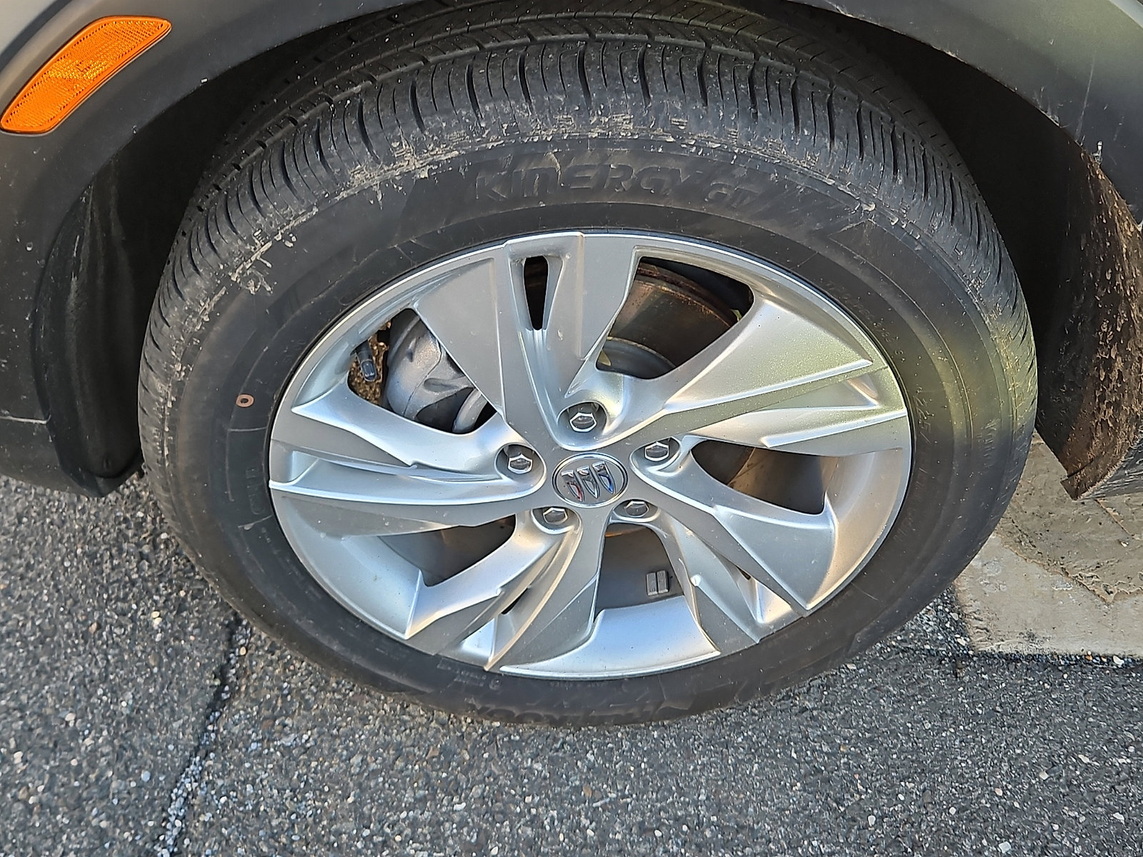 Certified 2024 Buick Encore GX Preferred image 9