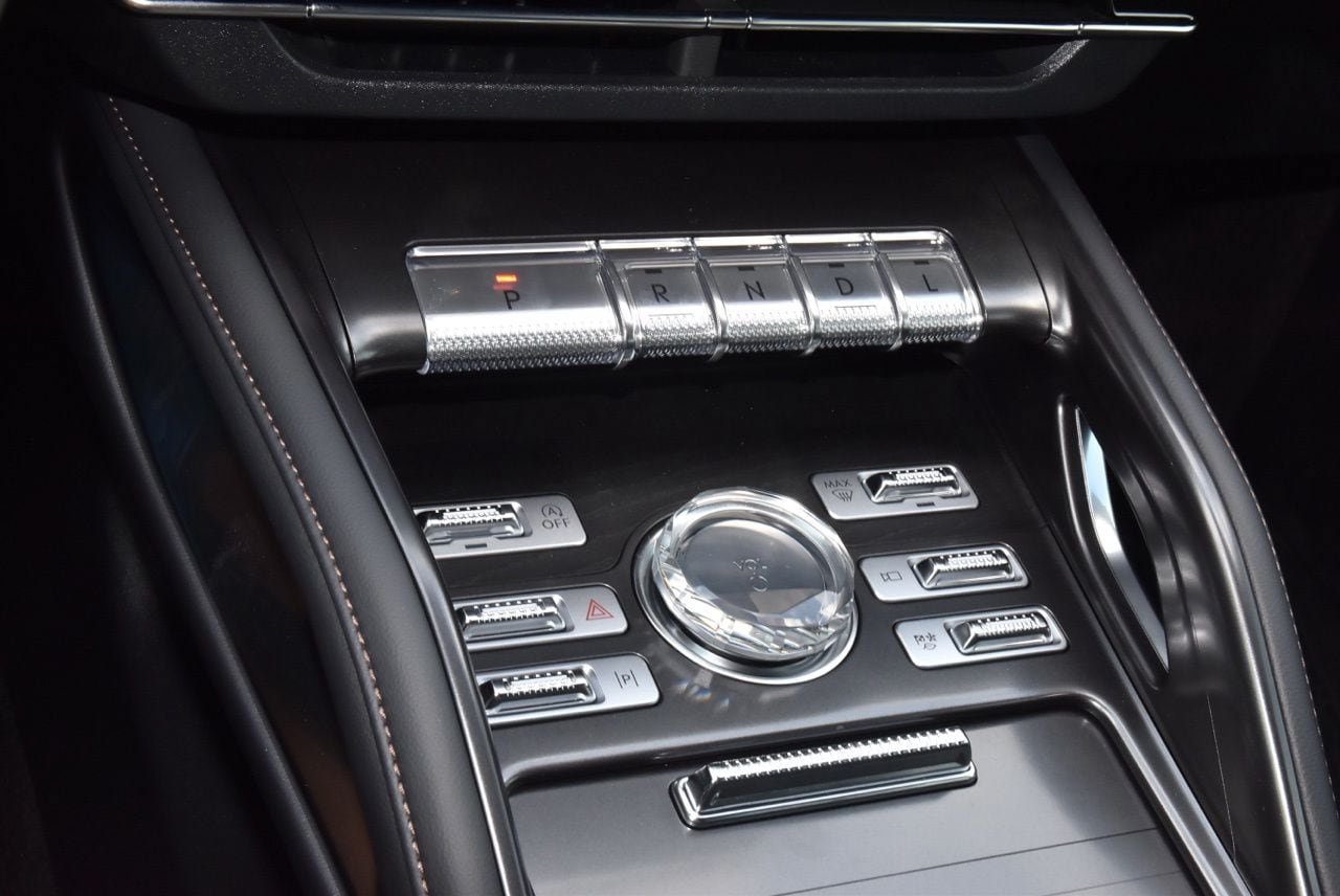 New 2026 Lincoln Nautilus Reserve AWD/4WD image 32