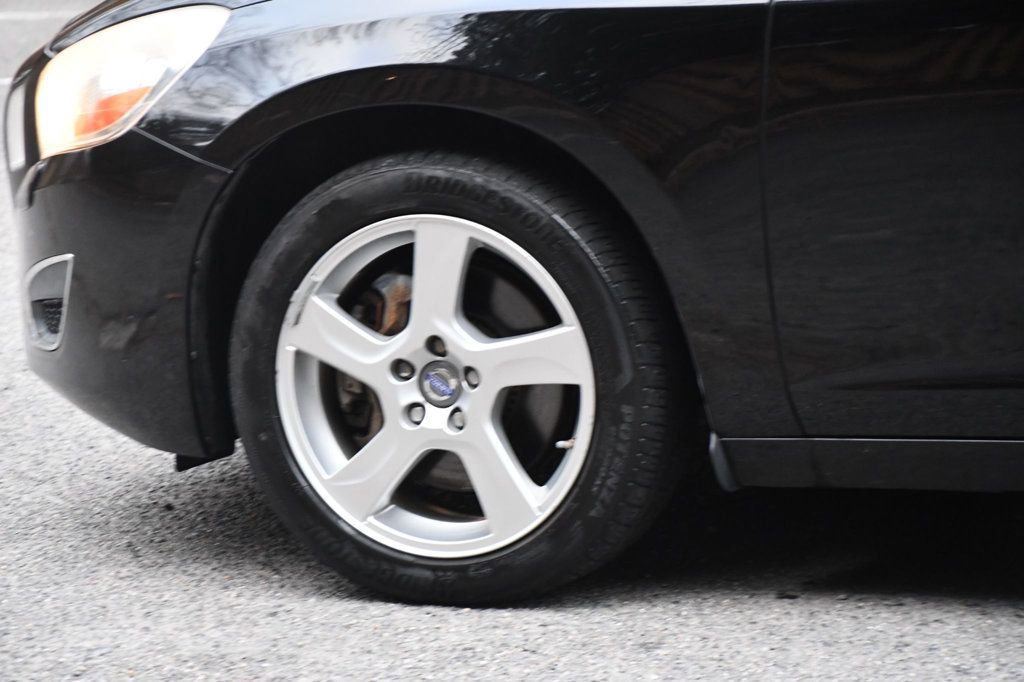 Used 2013 Volvo S60 T5 image 14
