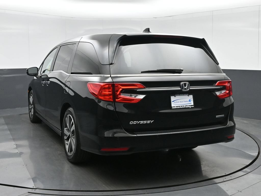 Used 2023 Honda Odyssey Touring image 5