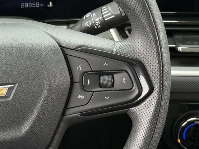 Used 2025 Chevrolet TrailBlazer LT AWD/4WD image 14