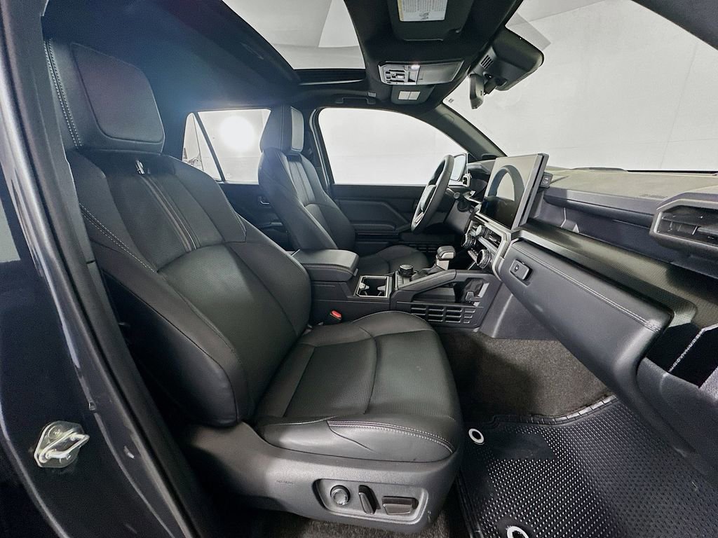 Certified 2025 Toyota 4Runner Limited image 29