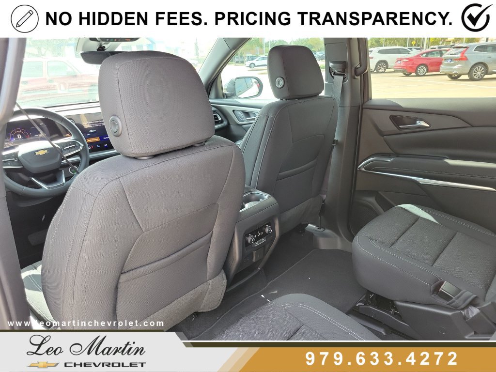 New 2027 Chevrolet Traverse LT w/ Driver Confidence Package FWD image 10