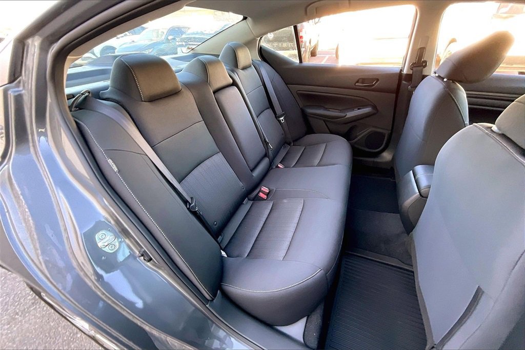 Used 2025 Nissan Altima 2.5 S image 25