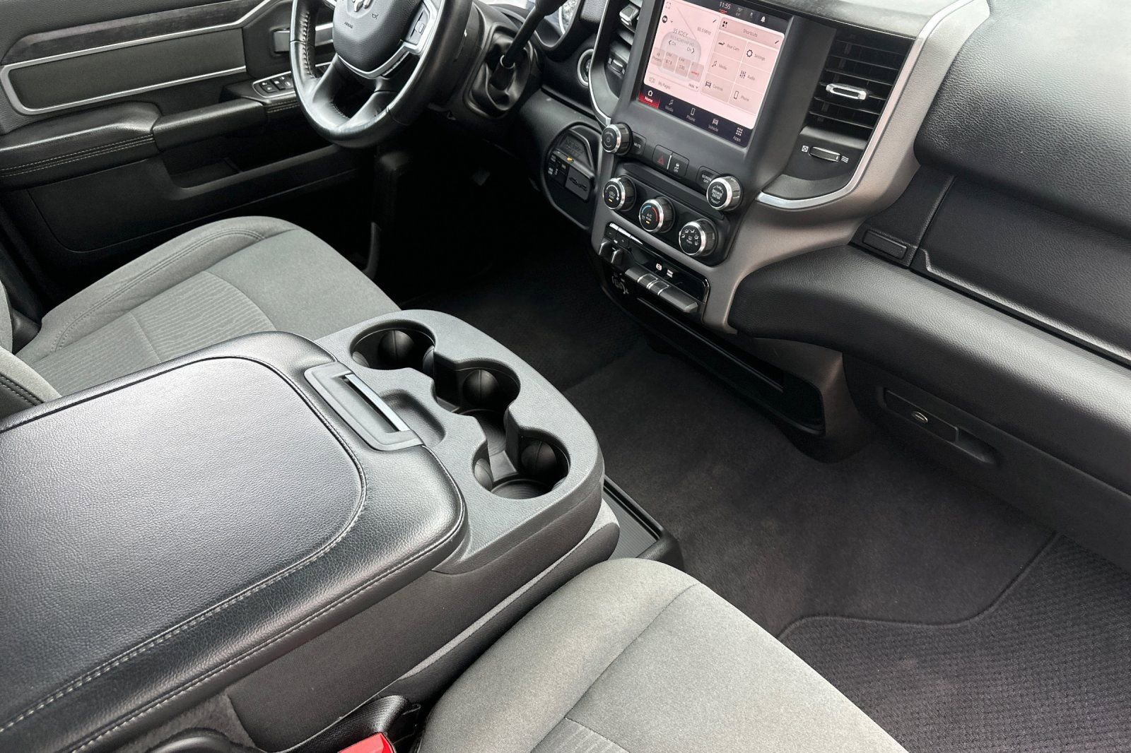 Used 2024 RAM 3500 Big Horn image 15