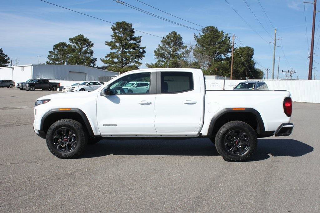 New 2025 GMC Canyon Elevation w/ Convenience Package image 2