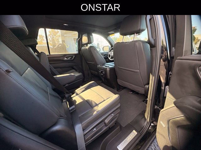 Used 2024 Chevrolet Tahoe Z71 w/ Luxury Package AWD/4WD image 17