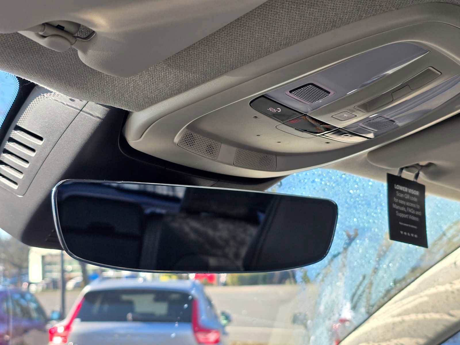 Used 2025 Volvo XC40 B5 Plus w/ Climate Package image 27