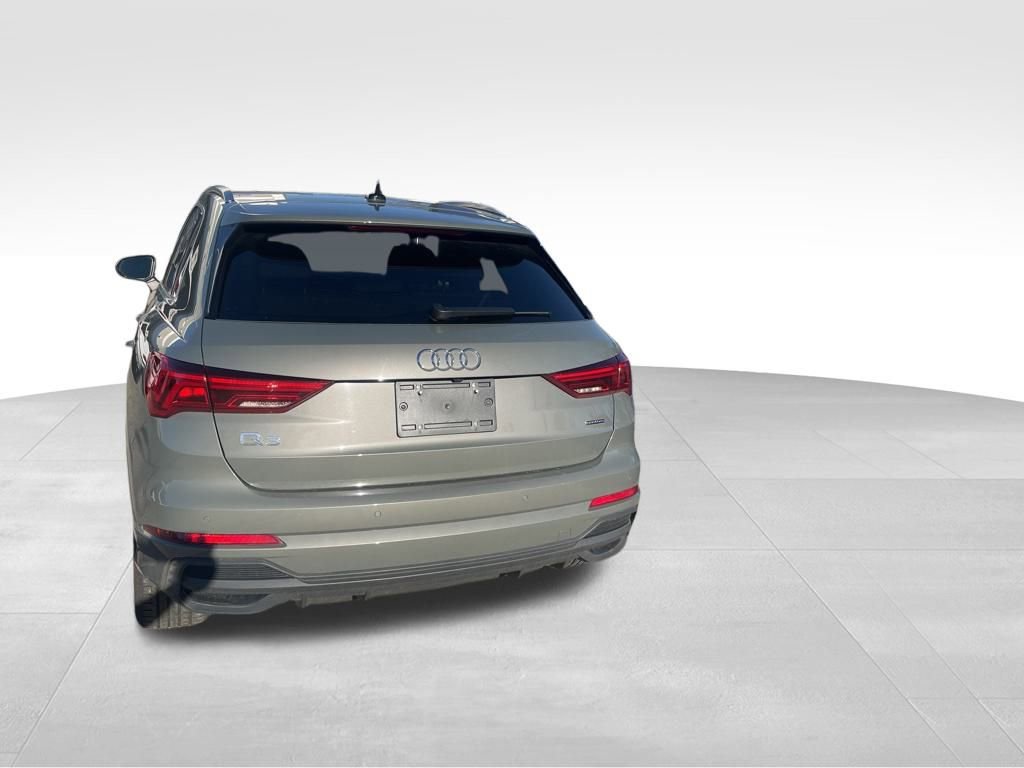 Used 2025 Audi Q3 2.0T Premium image 4