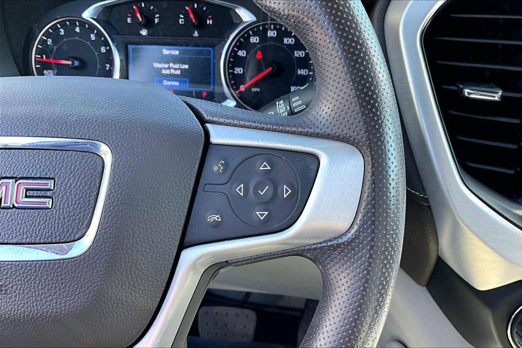 Used 2023 GMC Acadia SLE FWD image 14