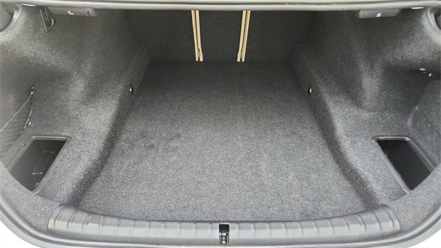 Used 2021 BMW 530i w/ Premium Package image 15