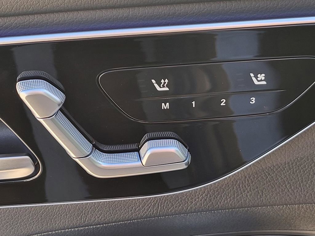 Used 2022 Mercedes-Benz C 300 Sedan image 16