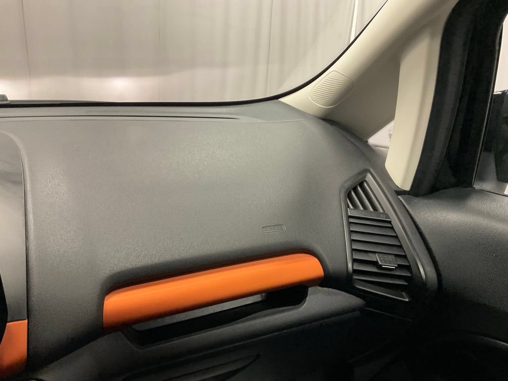 Used 2018 Ford EcoSport SES w/ SES Cold Weather Package AWD/4WD image 29