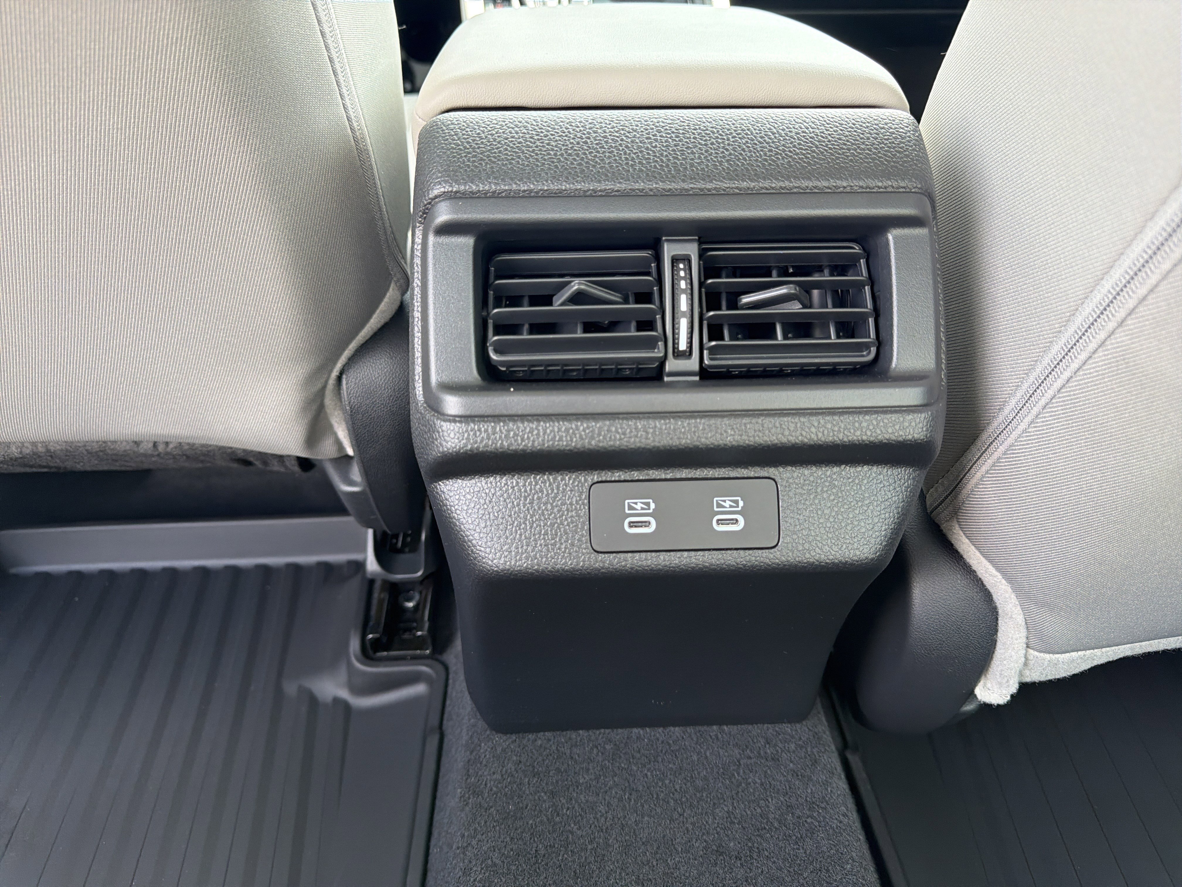 Certified 2025 Honda Accord LX image 22