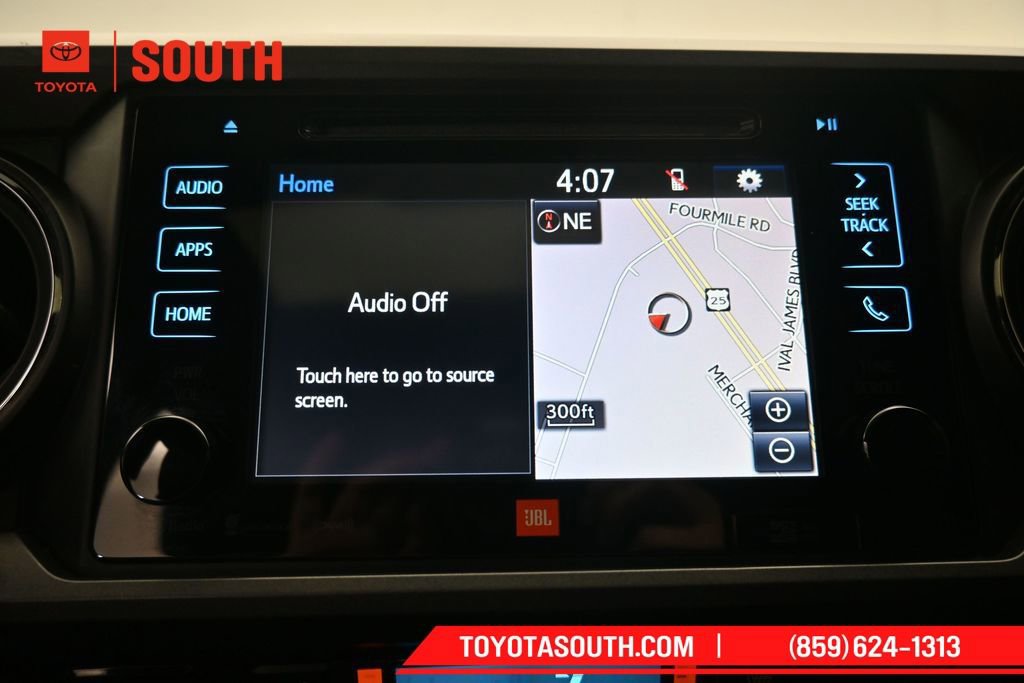 Used 2016 Toyota Tacoma TRD Off-Road AWD/4WD image 13