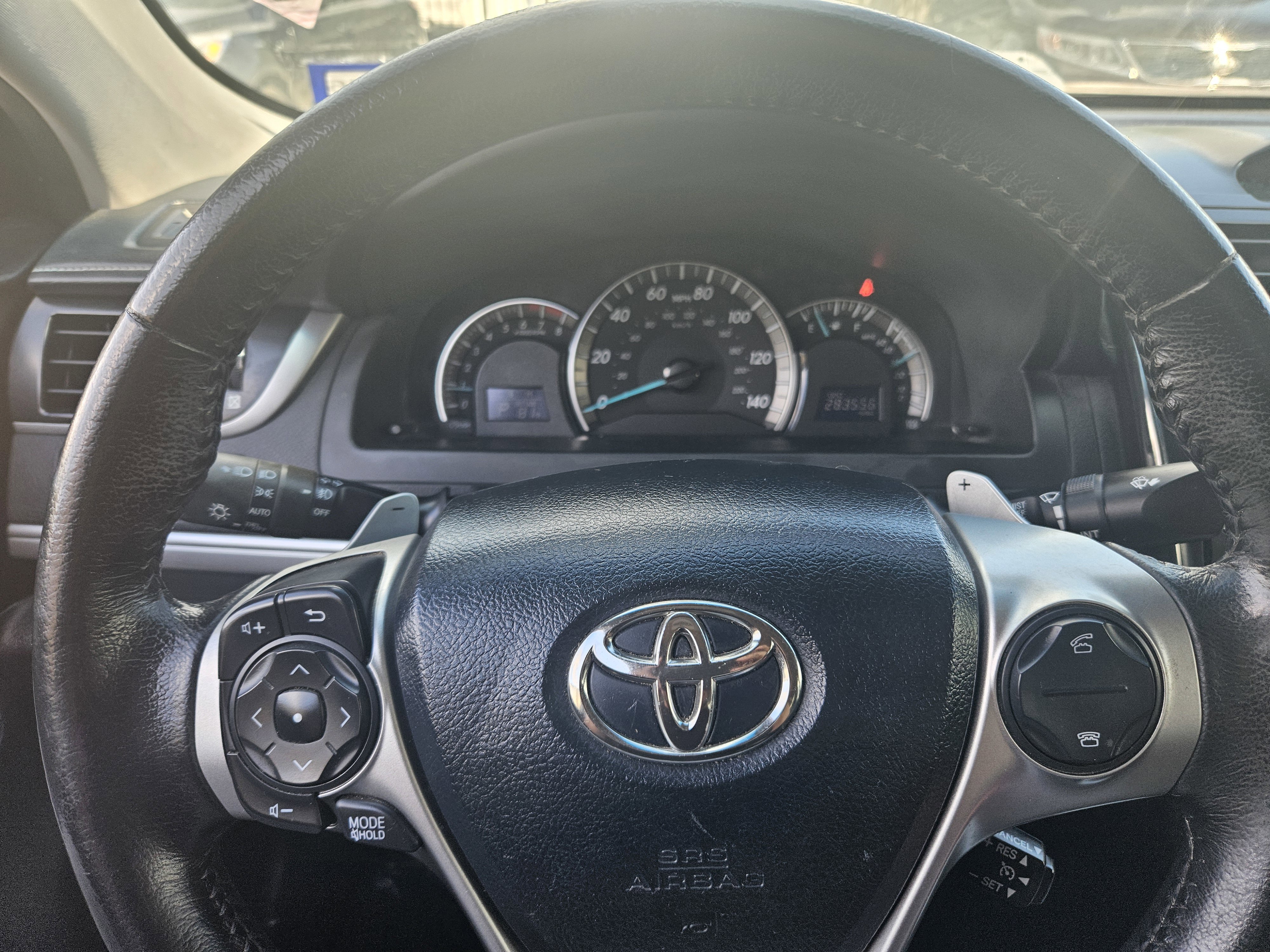 Used 2013 Toyota Camry SE image 9