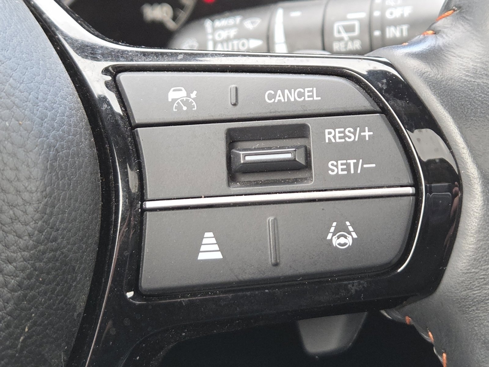 Used 2023 Honda CR-V Sport Touring image 10