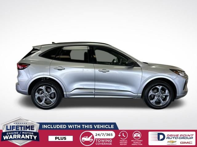 Used 2024 Ford Escape ST-Line image 2