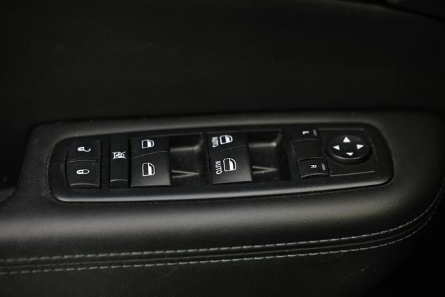 Used 2015 Chrysler 200 S w/ Navigation & Sound Group I image 16