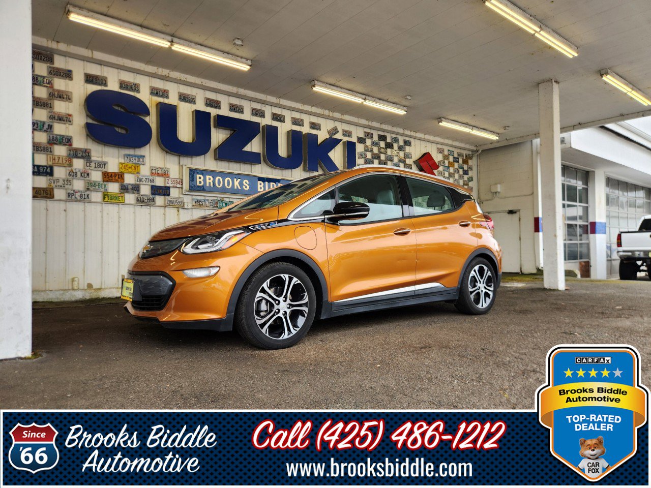 Used 2017 Chevrolet Bolt Premier w/ Driver Confidence II Package FWD image 1