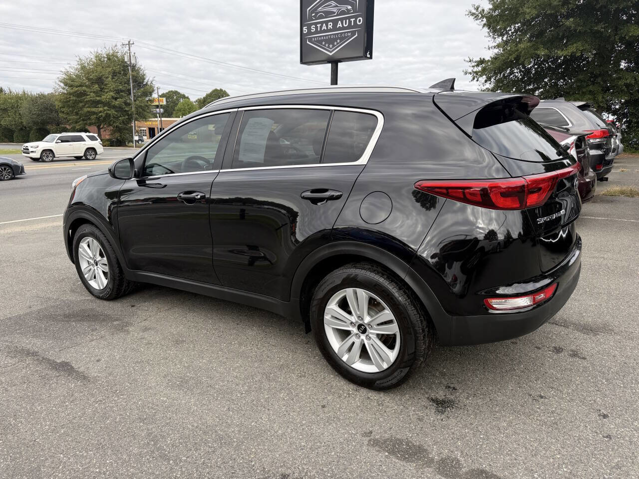 Used 2019 Kia Sportage LX w/ LX Popular Package image 7
