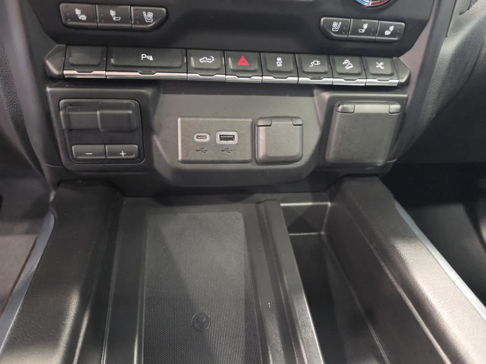 Used 2021 GMC Sierra 1500 Denali w/ Denali Premium Package AWD/4WD image 26