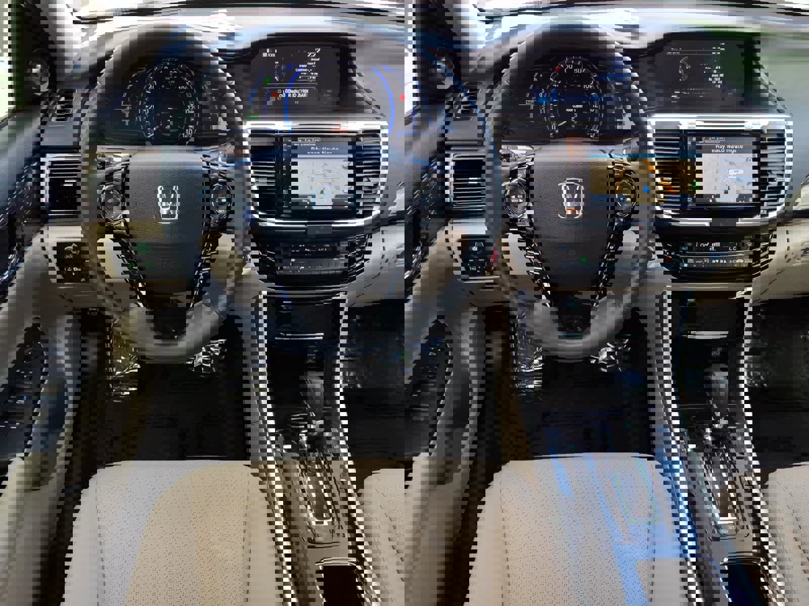 Used 2017 Honda Accord Touring image 32