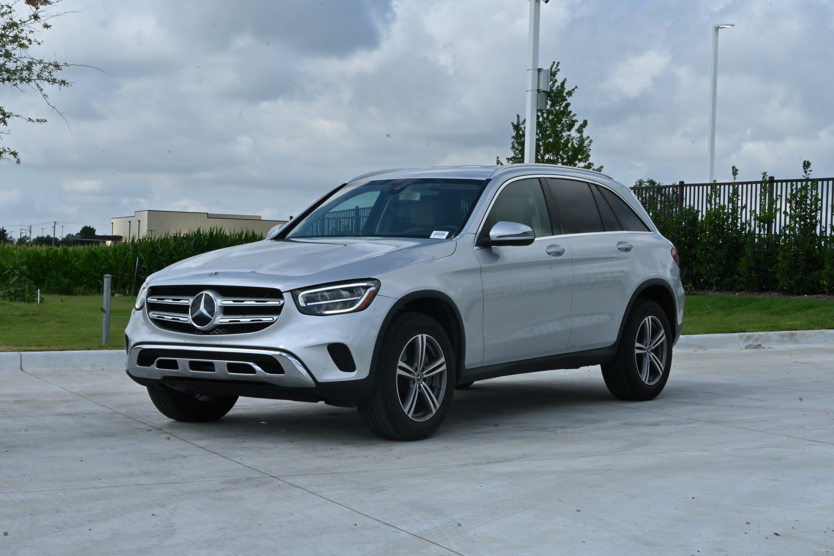 Used 2020 Mercedes-Benz GLC 300 image 5