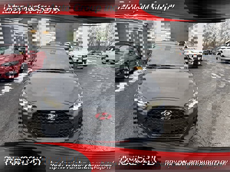 Used 2019 Hyundai Veloster Turbo image 2