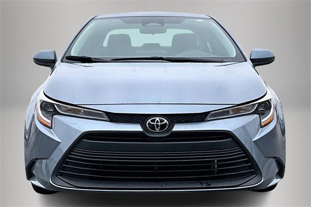 Used 2024 Toyota Corolla LE image 3