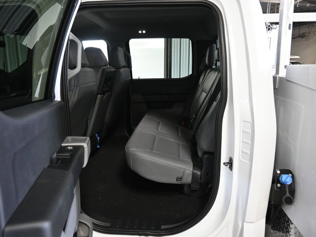 New 2026 Ford F550 2WD Crew Cab Super Duty image 19
