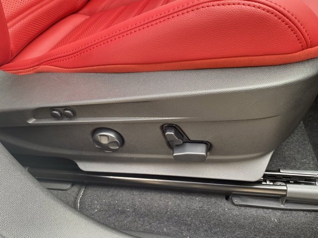 New 2025 Alfa Romeo Stelvio Sprint image 38