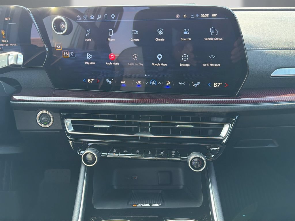 Used 2026 Chevrolet Traverse Z71 w/ Driver Confidence Package AWD/4WD image 19
