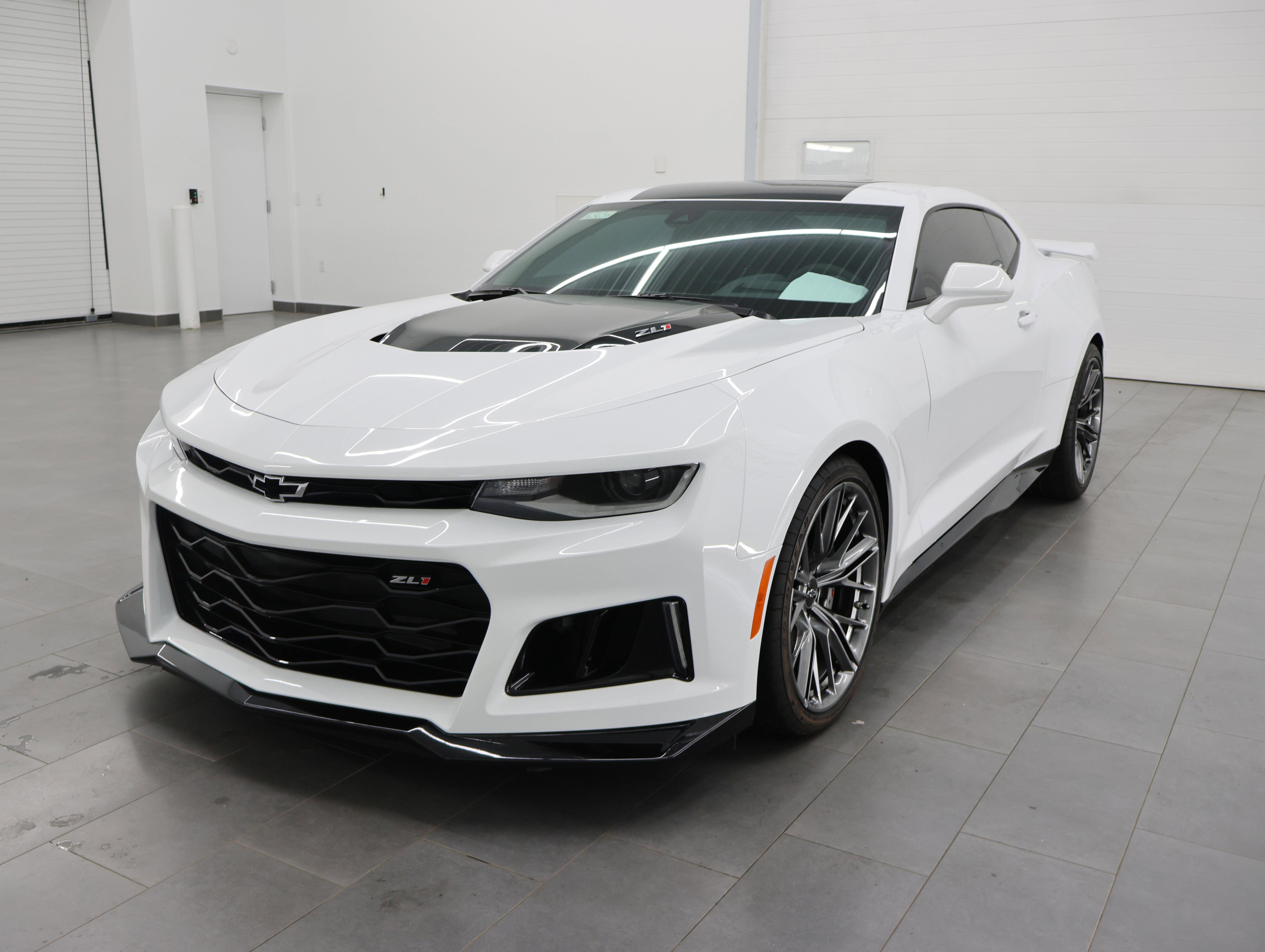 Used 2023 Chevrolet Camaro ZL1 RWD image 7