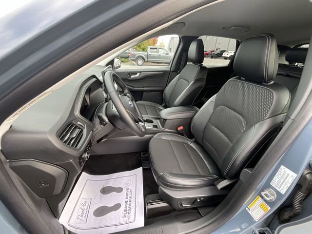 New 2025 Ford Escape SE image 11