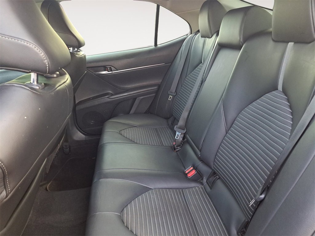 Used 2021 Toyota Camry SE image 13