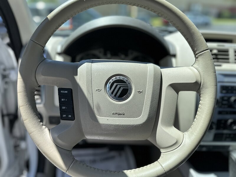 Used 2008 Mercury Mariner 4WD V6 image 16