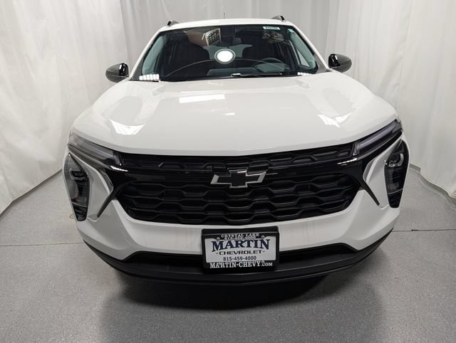 New 2026 Chevrolet Trax LT w/ Driver Confidence Package FWD image 7