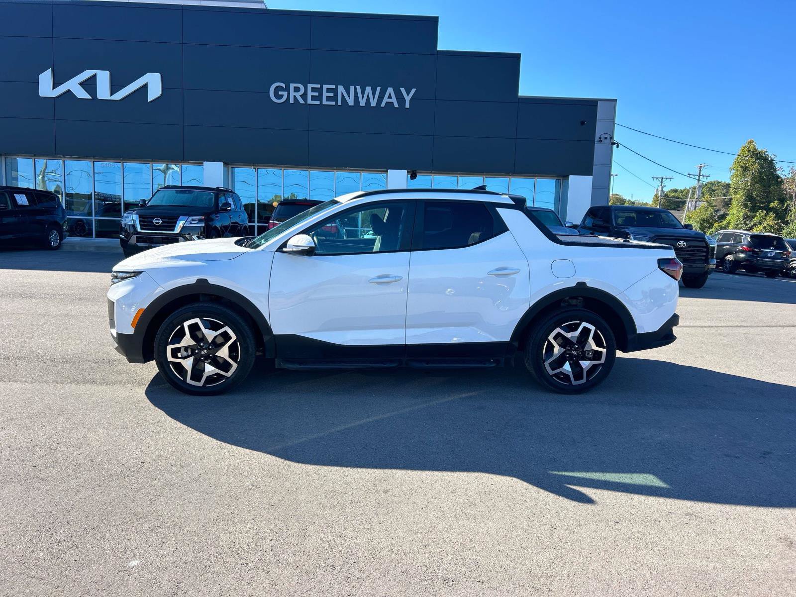 Used 2023 Hyundai Santa Cruz Limited AWD/4WD image 6