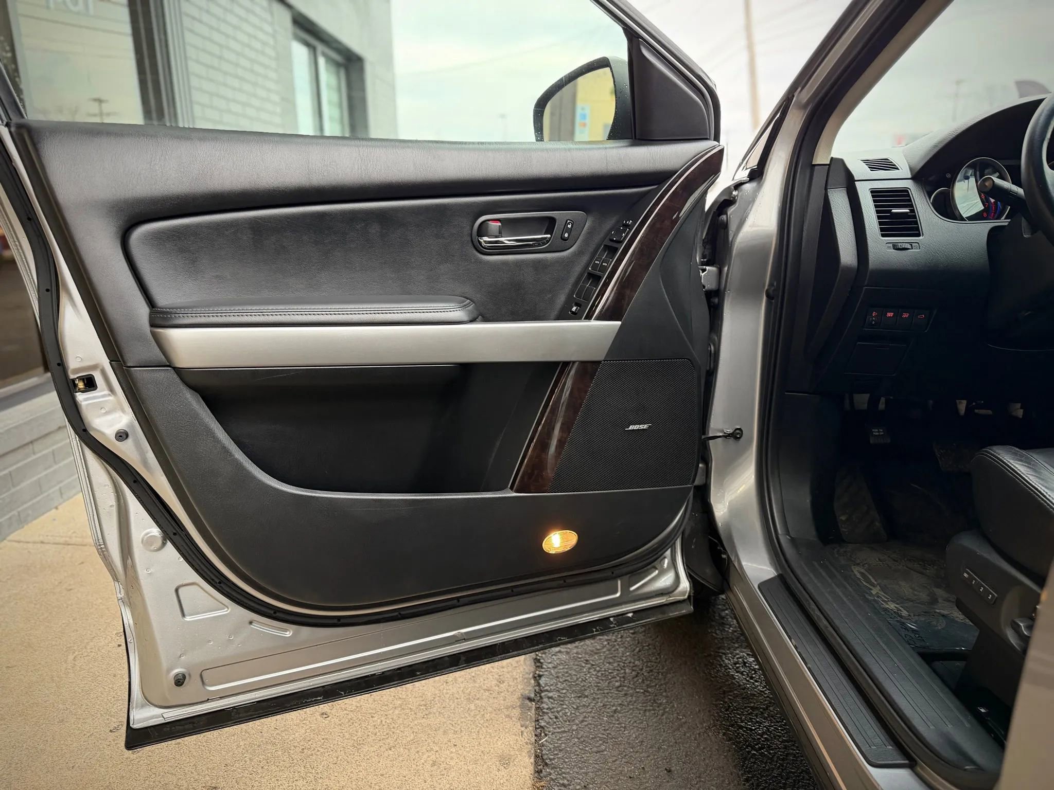 Used 2012 MAZDA CX-9 Grand Touring w/ Moonroof & Bose Audio Pkg image 7