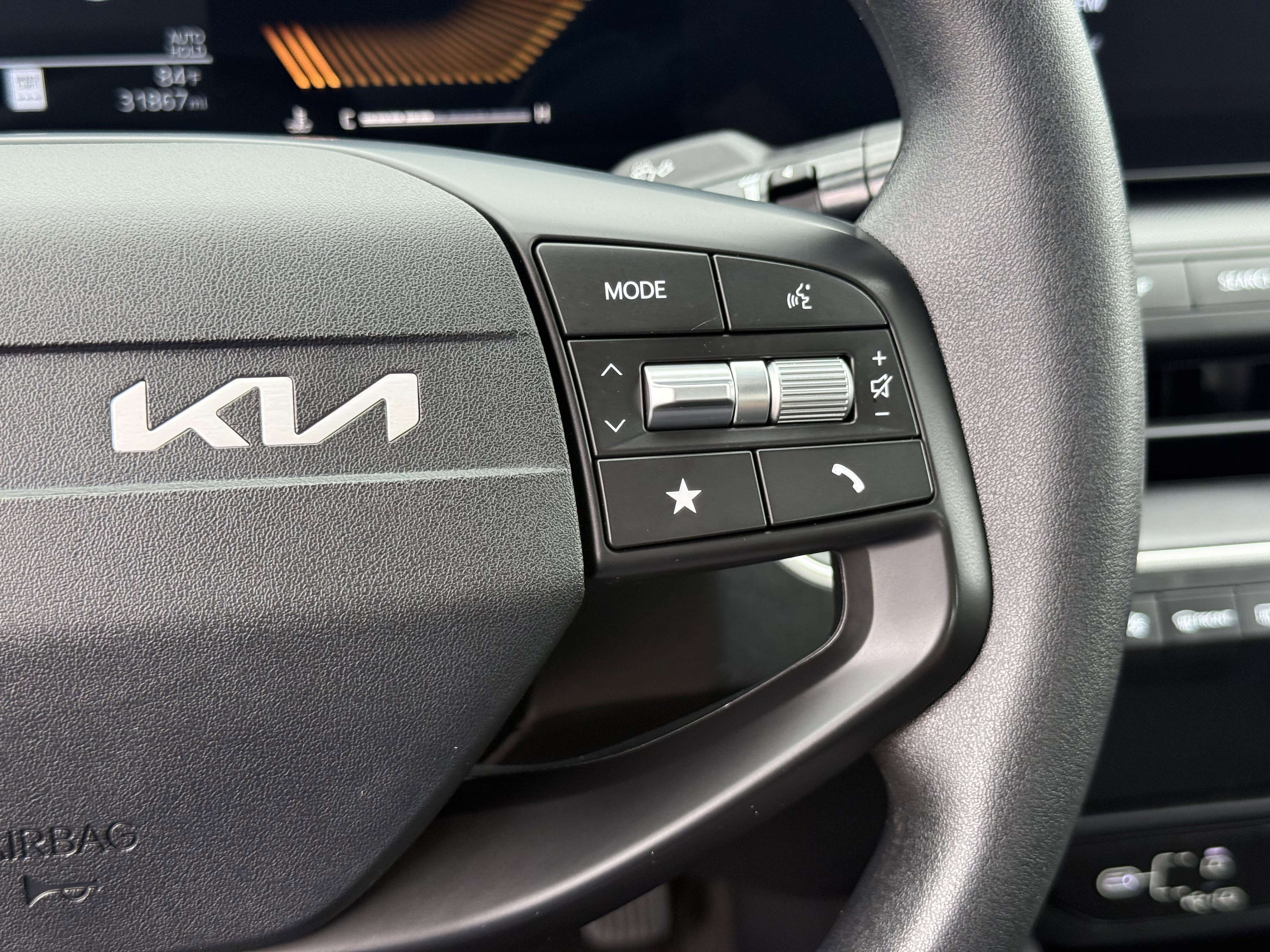 Used 2025 Kia K4 FWD image 20