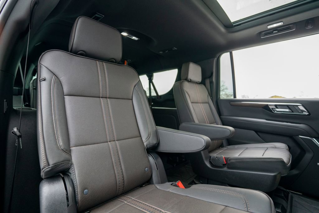 New 2026 Chevrolet Suburban High Country image 44