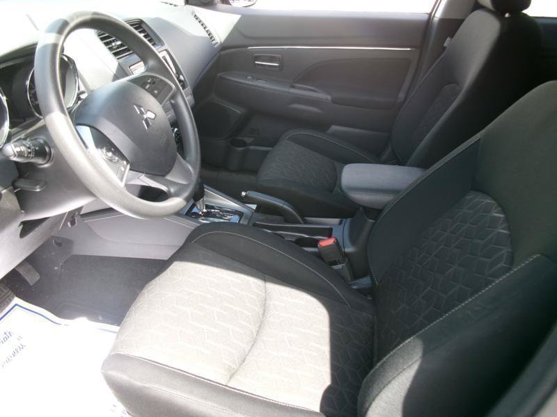 Used 2025 Mitsubishi Outlander Sport ES AWD/4WD image 13