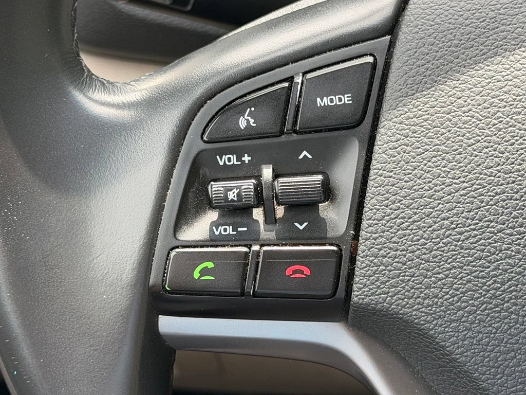 Used 2017 Hyundai Tucson SE Plus AWD/4WD image 26