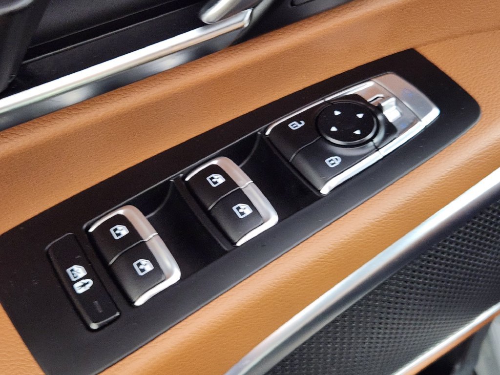 Used 2024 Kia Telluride SX X-Line AWD/4WD image 17
