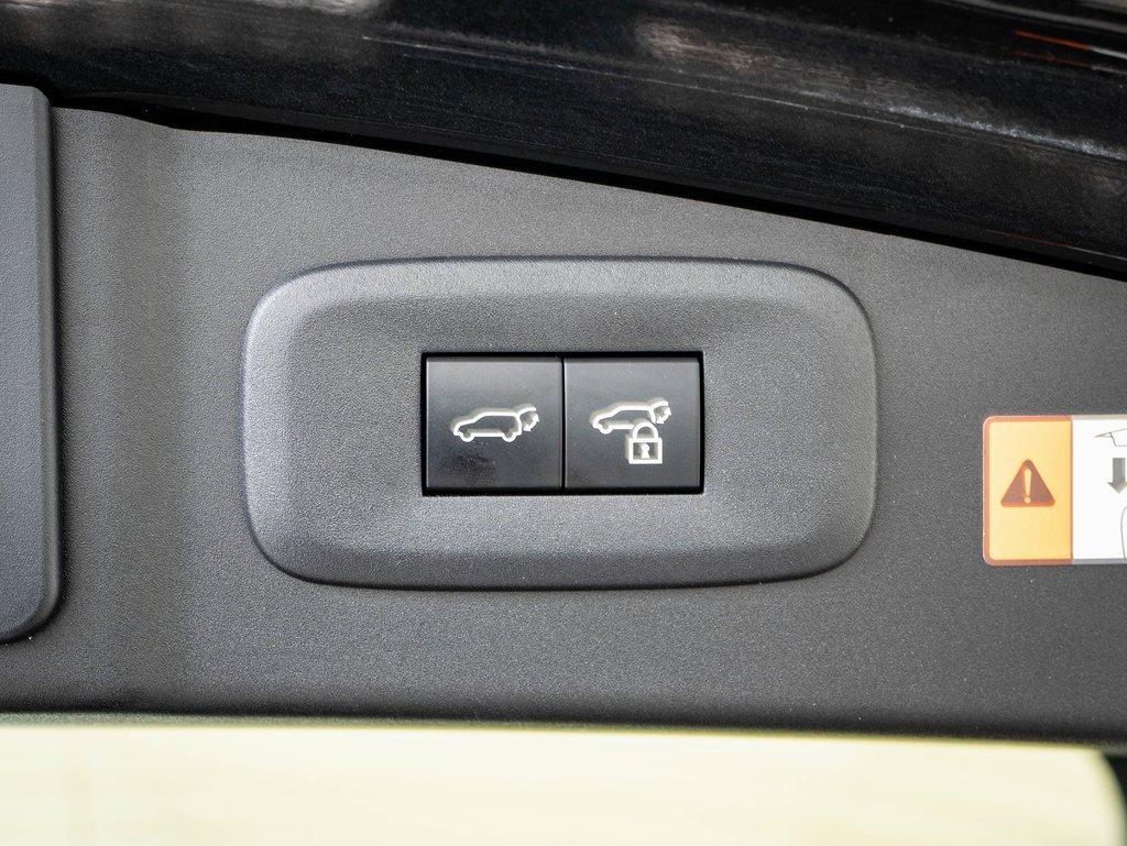 Certified 2023 Lexus RZ 450e Premium w/ Accessory Package (2T) image 18