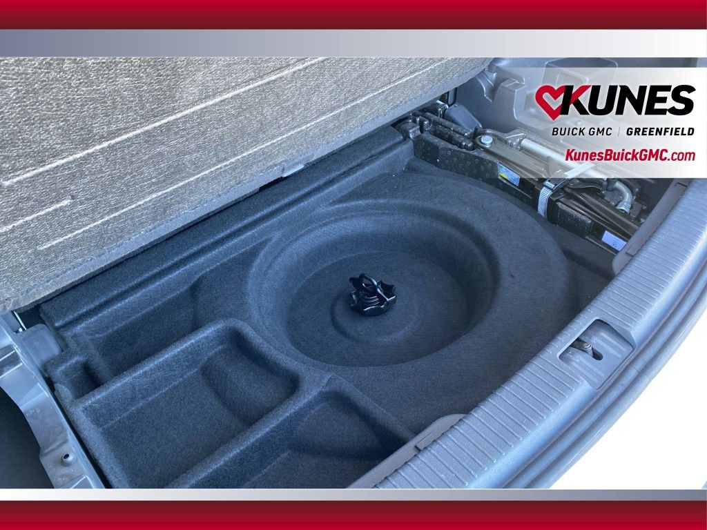 Used 2024 Volkswagen Atlas SE image 38