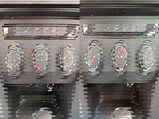 Used 2022 Volkswagen Taos S image 25