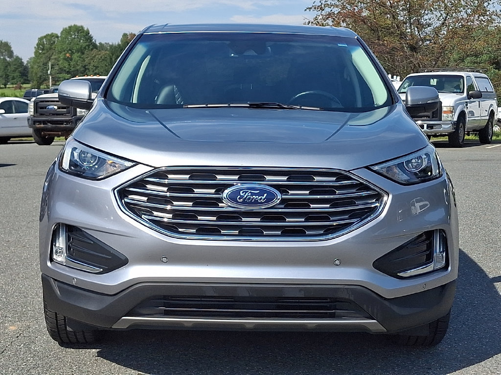 Used 2024 Ford Edge Titanium AWD/4WD image 2