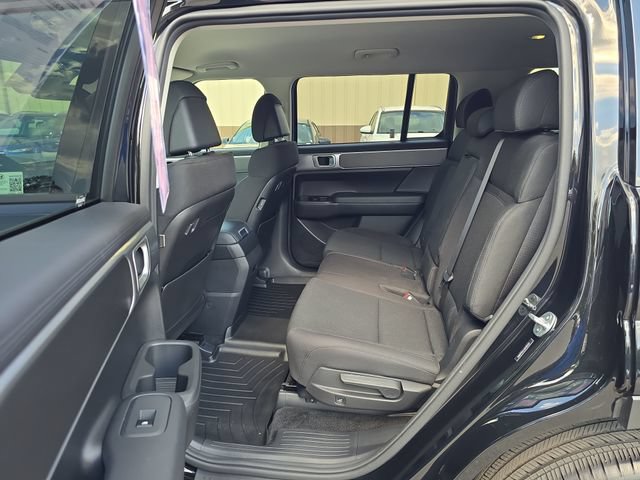 Certified 2025 Hyundai Santa Fe SE AWD/4WD image 14
